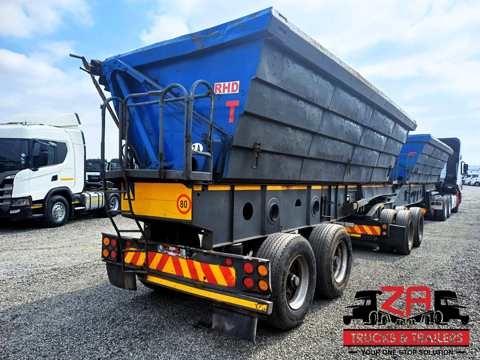 2010 AFRIT 40 CUBE SIDE TIPPER TRAILER